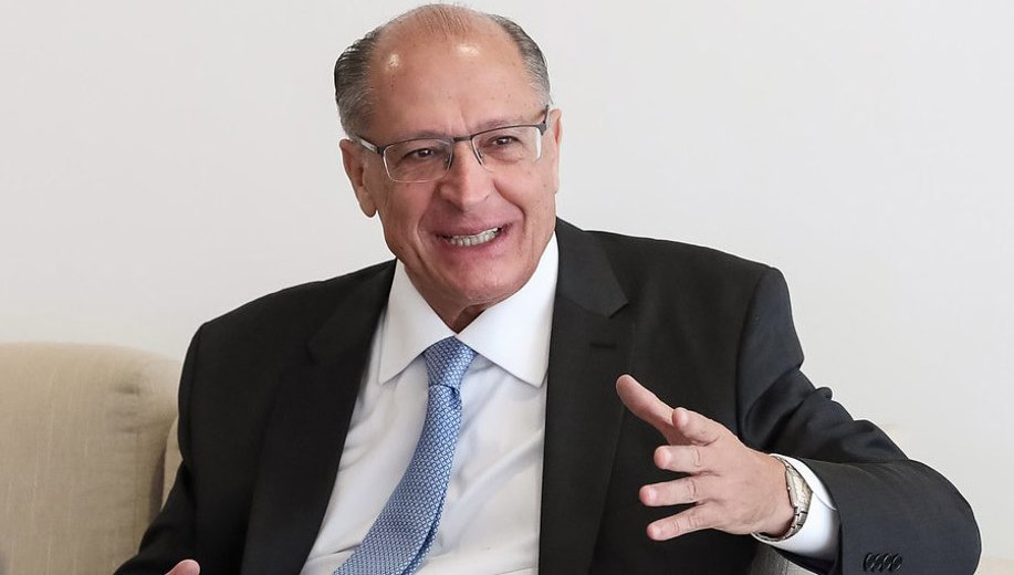 Alckmin quer frente ampla com trabalhistas