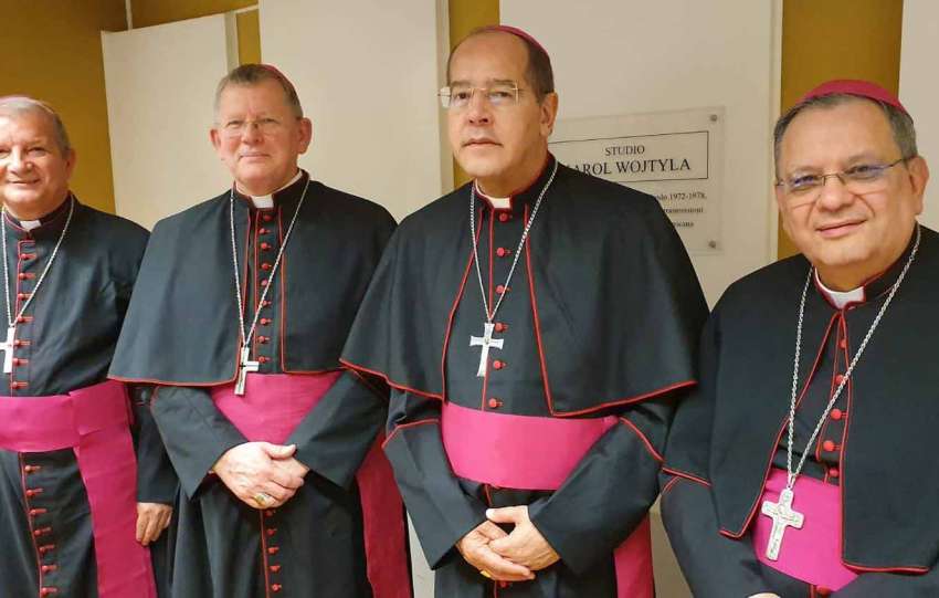 CNBB defende arcebispo e Papa de ataques