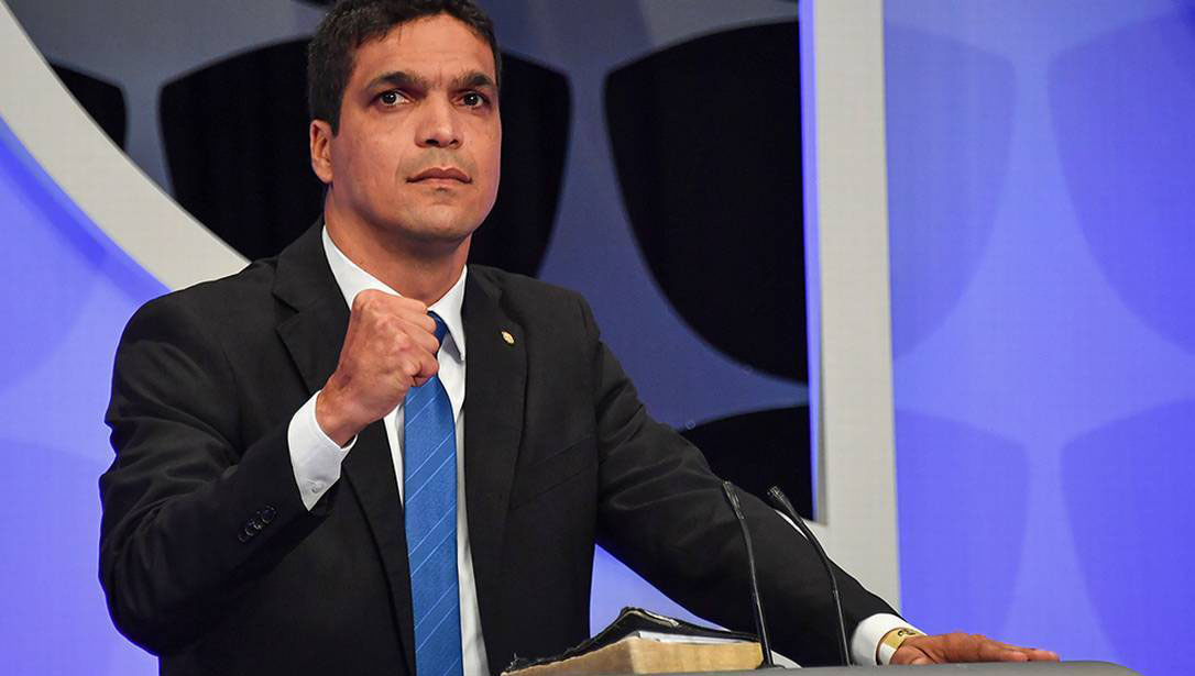 Daciolo declara voto em Ciro Gomes