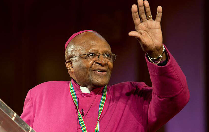 Desmond Tutu morre na África
