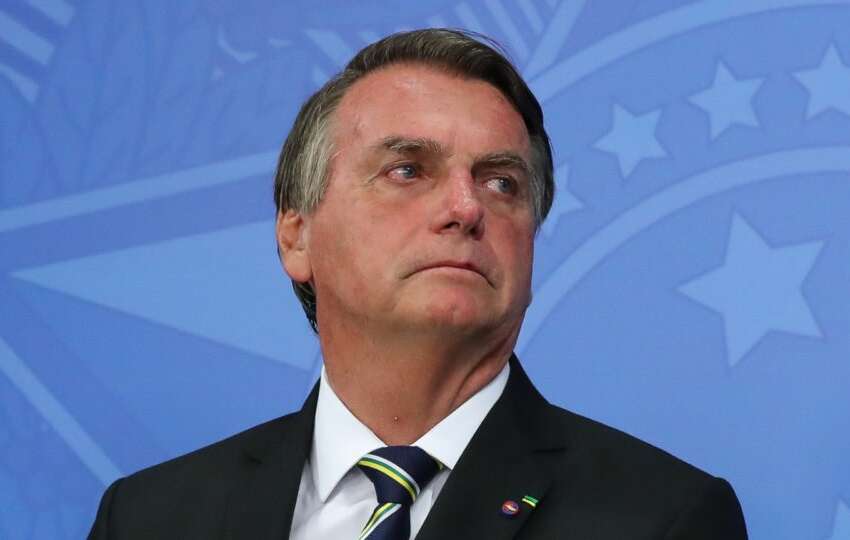 Bolsonaro mente na Cúpula da Democracia
